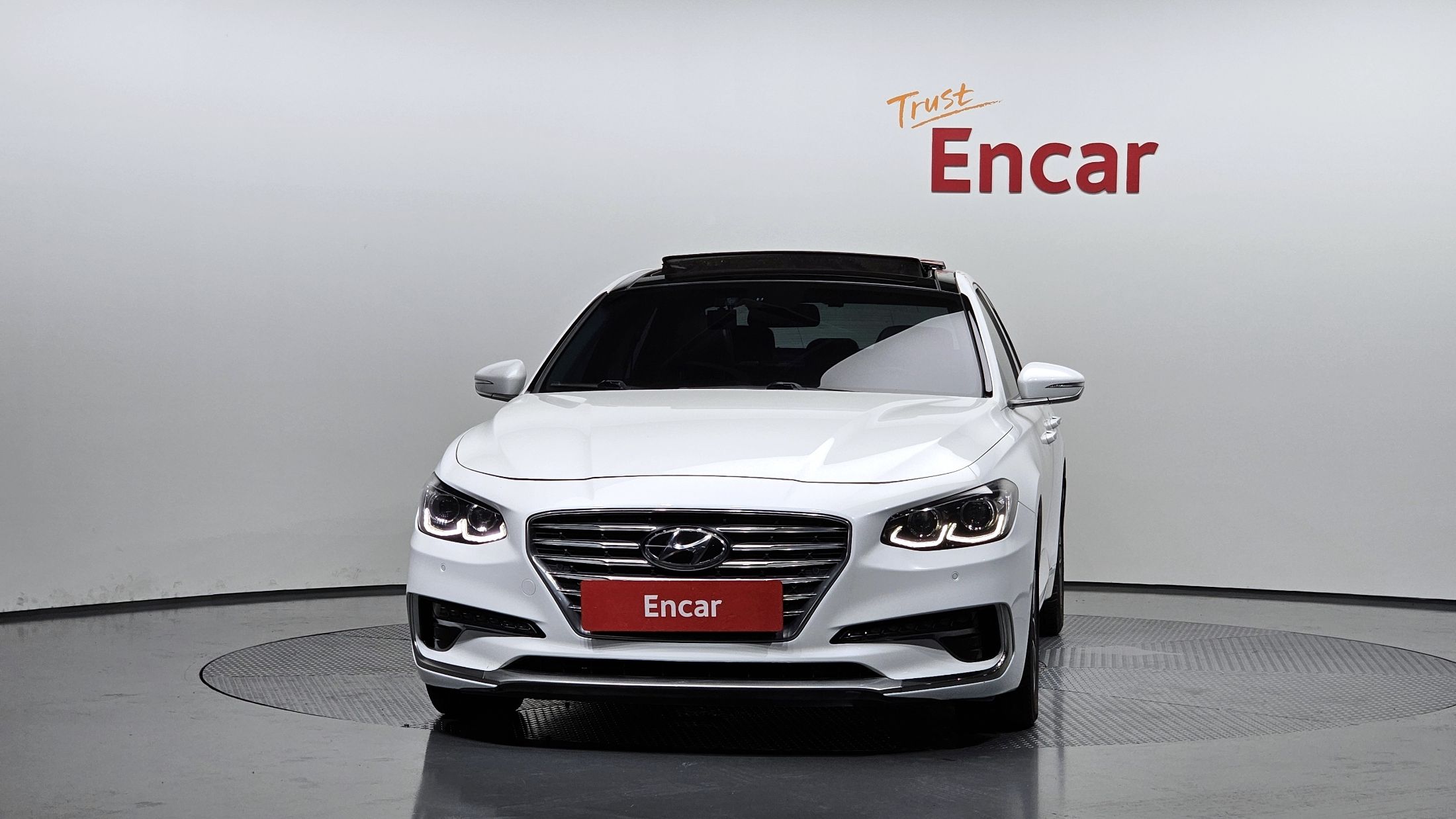 HYUNDAI GRANDEUR IG 2017