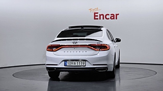 HYUNDAI GRANDEUR IG 2017