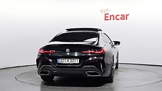 BMW 8-SERIES G15 2022