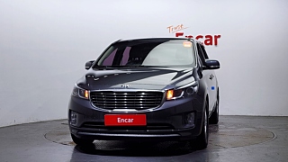KIA CARNIVAL 2018