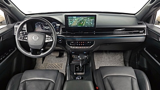SSANGYONG REXTON SPORTS CAR 2024