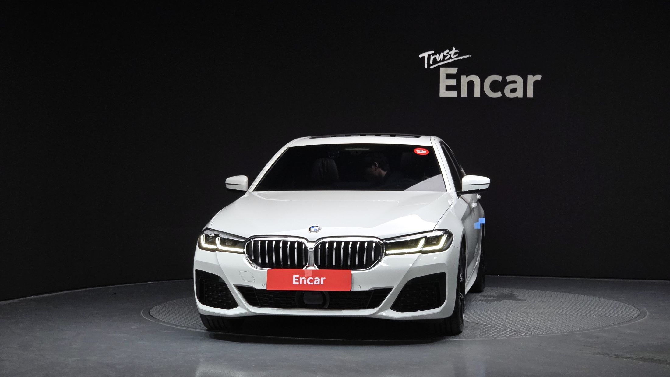 BMW 5-SERIES G30 2020