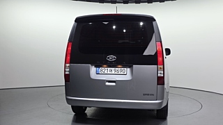 HYUNDAI STARIA 2023