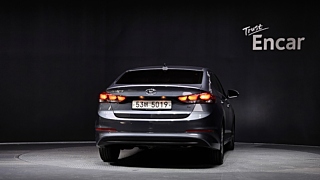 HYUNDAI AVANTE AD 2017