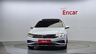 VOLKSWAGEN PASSAT GT B8 2021