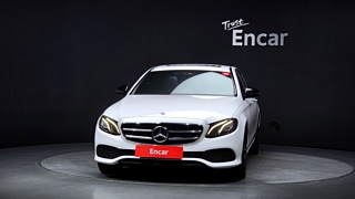 MERCEDES BENZ E-CLASS W213 2020