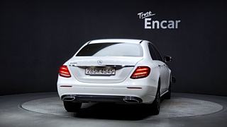 MERCEDES BENZ E-CLASS W213 2020