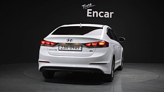 HYUNDAI AVANTE AD 2016