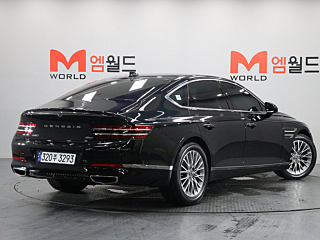 GENESIS G80 RG3 2022