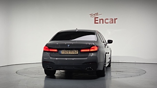 BMW 5-SERIES G30 2020