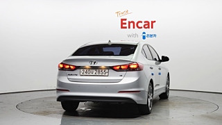 HYUNDAI AVANTE AD 2017