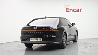 HYUNDAI GRANDEUR HYBRID GN7 2023