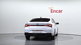 HYUNDAI AVANTE HYBRID CN7 2022