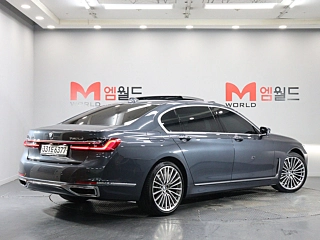 BMW 7-SERIES G11 2019
