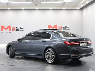 BMW 7-SERIES G11 2019