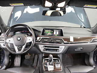 BMW 7-SERIES G11 2019