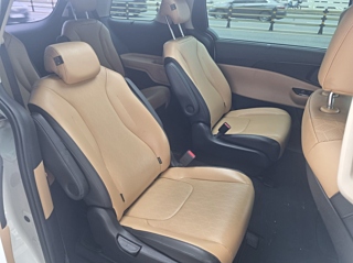 KIA CARNIVAL 2021