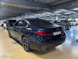 BMW 5-SERIES G30 2020