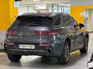 GENESIS GV70 2021