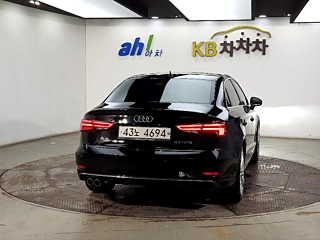 AUDI A3 2018