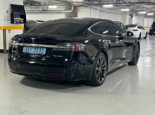 TESLA MODEL S 2020