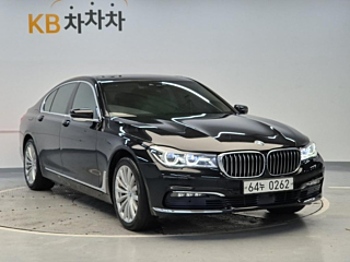 BMW 7-SERIES G11 2016