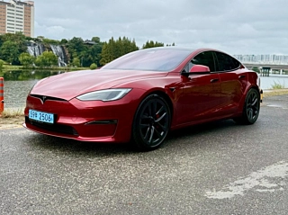 TESLA MODEL S 2023
