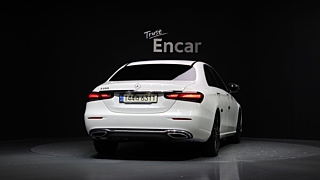 MERCEDES BENZ E-CLASS W213 2020