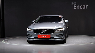 VOLVO S90 2019
