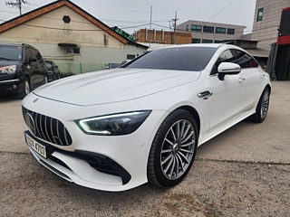 MERCEDES BENZ AMG GT 2022