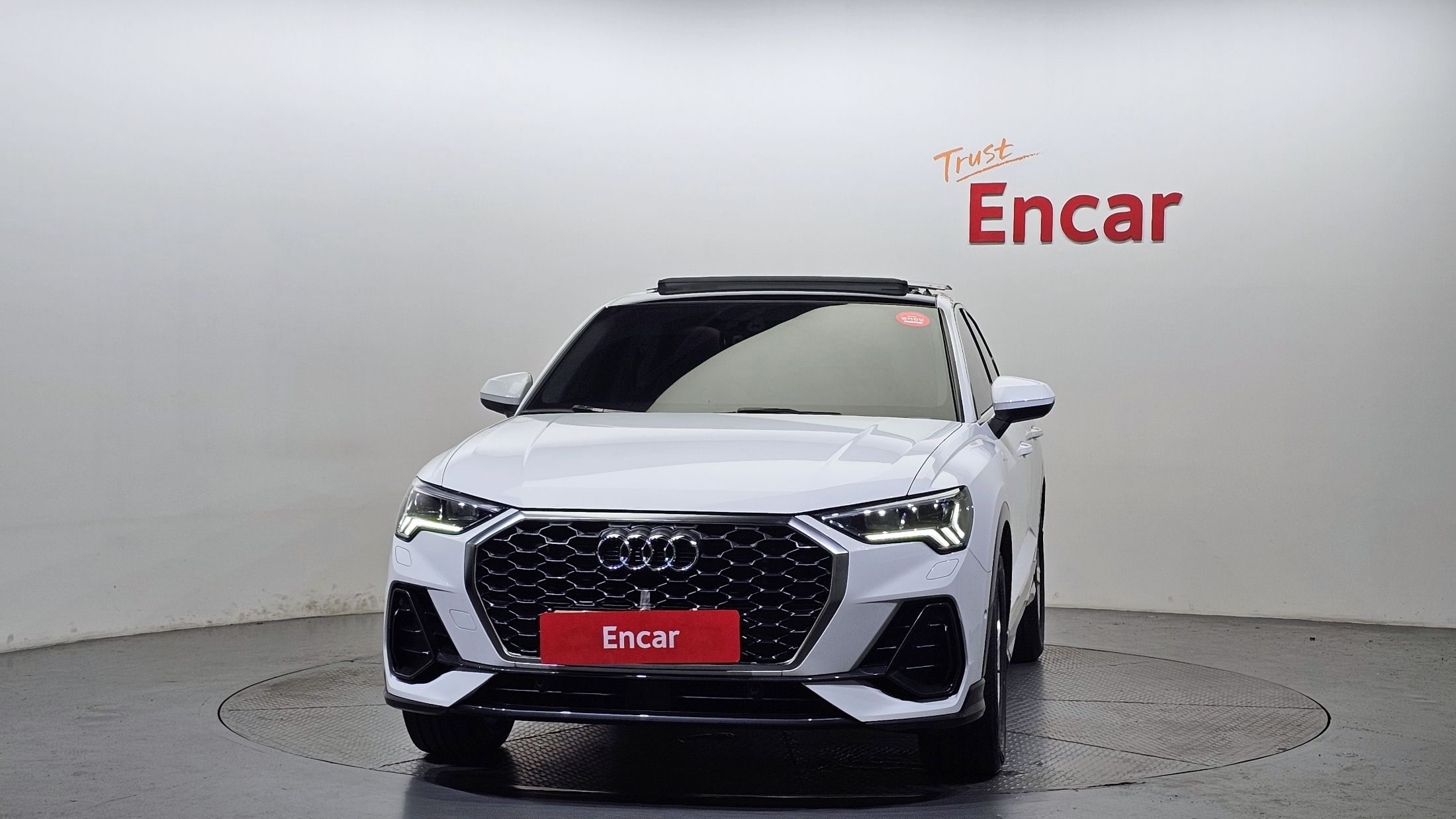 AUDI Q3 F3 2022
