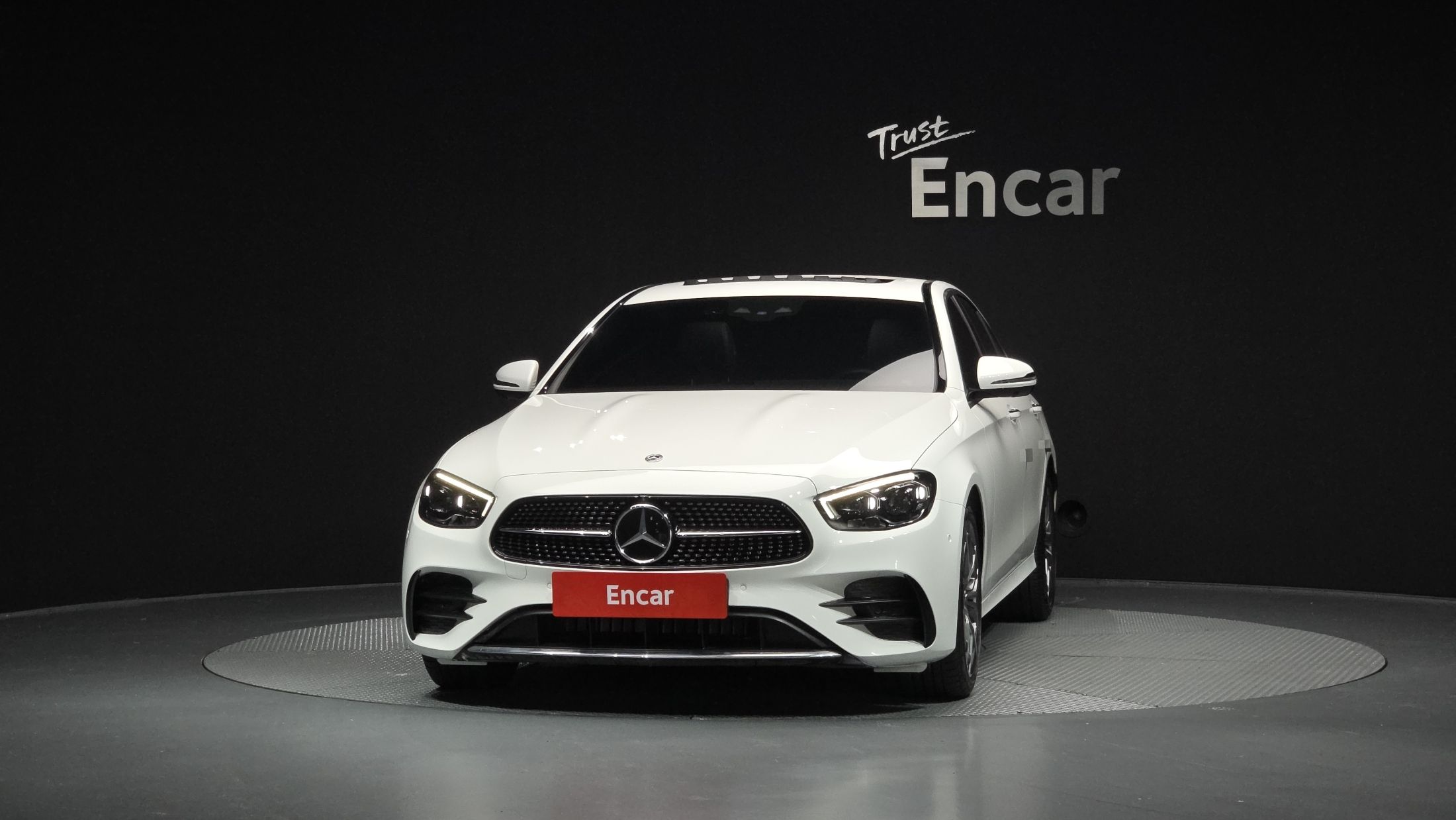 MERCEDES BENZ E-CLASS W213 2020