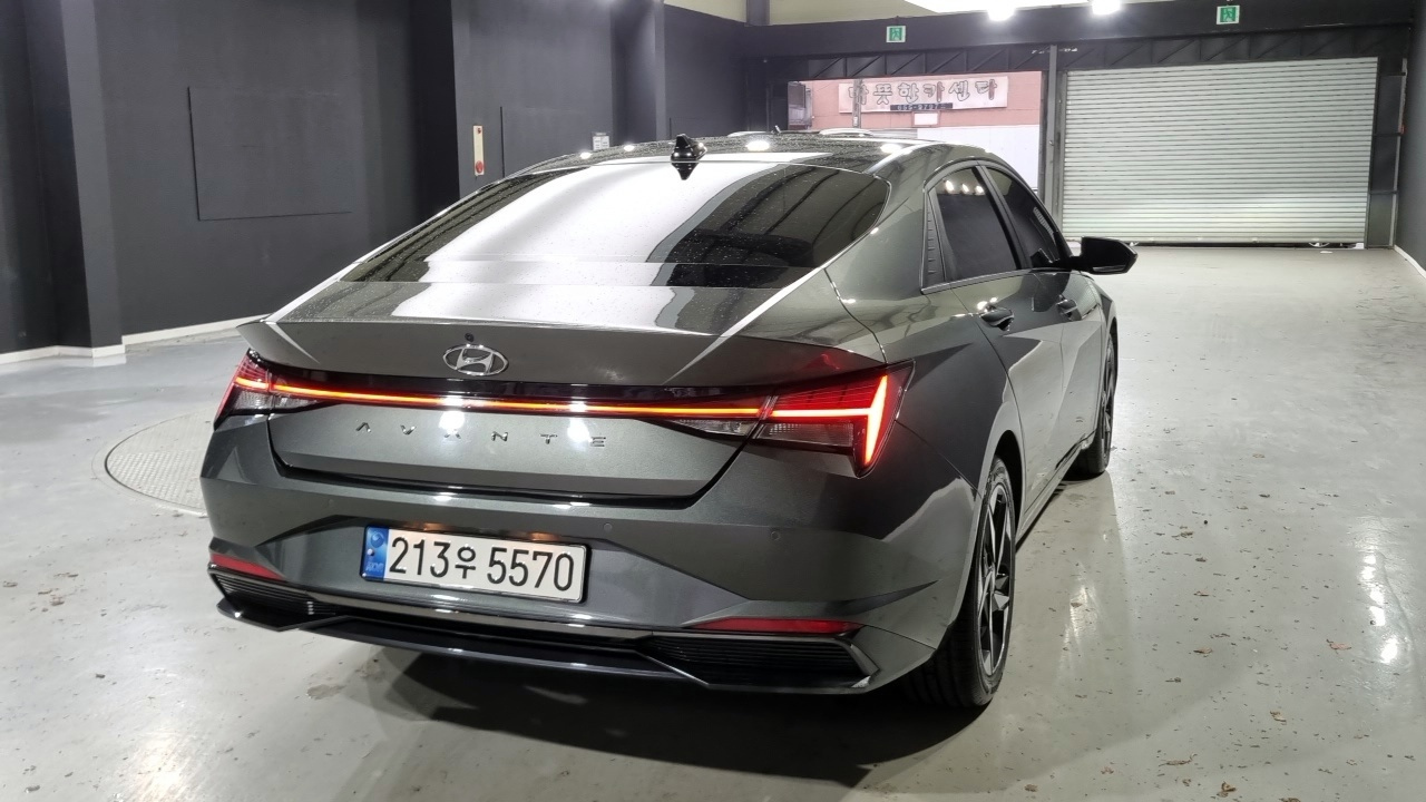HYUNDAI AVANTE HYBRID CN7 2022