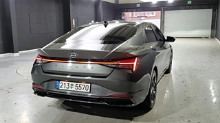 HYUNDAI AVANTE HYBRID CN7 2022