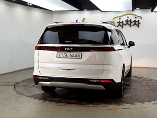 KIA CARNIVAL 2021