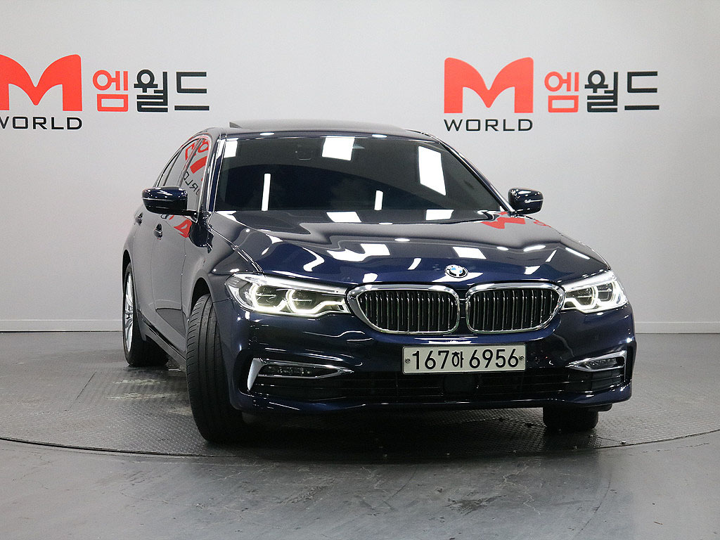 BMW 5-SERIES G30 2020