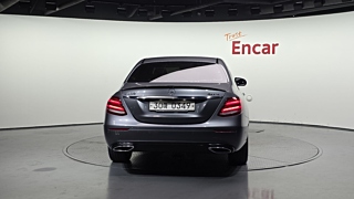 MERCEDES BENZ E-CLASS W213 2016