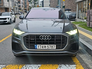 AUDI Q8 4M 2021