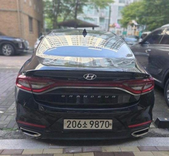 HYUNDAI GRANDEUR IG 2017