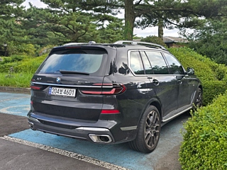 BMW X7 G07 2023