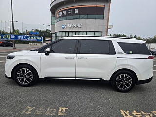 KIA CARNIVAL 2021