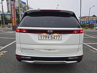 KIA CARNIVAL 2021