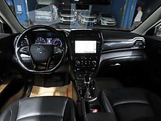 SSANGYONG TIVOLI VERY NEW 2021