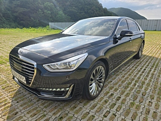 GENESIS EQ900 2016