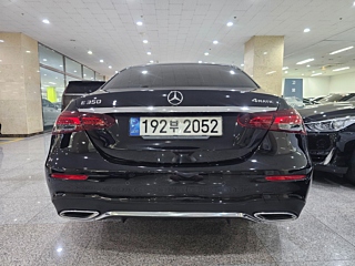 MERCEDES BENZ E-CLASS W213 2022