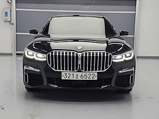 BMW 7-SERIES G11 2020