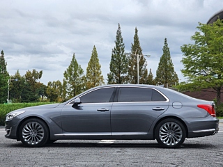 GENESIS EQ900 2016