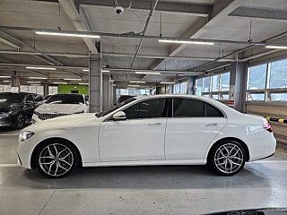 MERCEDES BENZ E-CLASS W213 2021