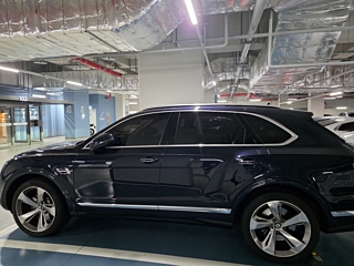 BENTLEY BENTAYGA 2018