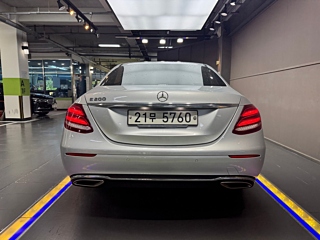 MERCEDES BENZ E-CLASS W213 2018